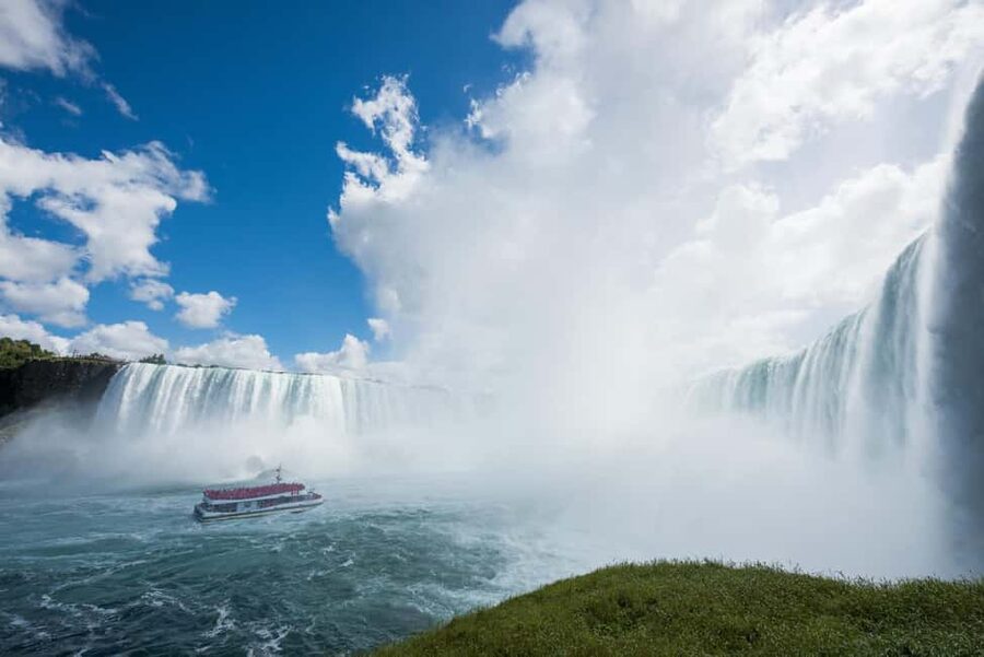 Niagara Falls, Canada: First Boat Cruise & Behind Falls Tour - What the boat ride is really like