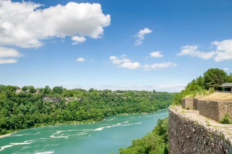 Niagara Falls: Canadian and American Deluxe Day Tour - Cave of the Winds brings the spray under your feet