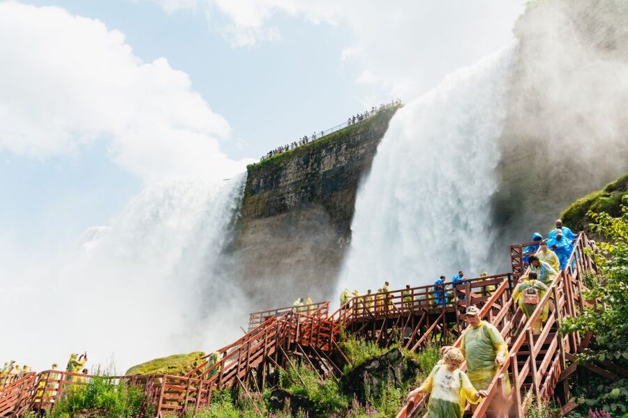 Niagara Falls: Cave of the Winds, Boat Ride, & Trolley Tour - Meeting at Prospect Point