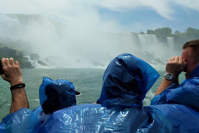 Niagara Falls in 1 Day: Tour of American and Canadian Sides - Why seeing both sides of Niagara Falls matters