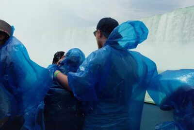 Niagara Falls in 1 Day: Tour of American and Canadian Sides
