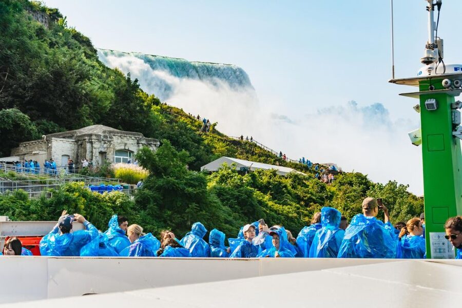 Niagara Falls USA: Cave of the Winds & Maid of the Mist Ride - Cave of the Winds and the hurricane deck