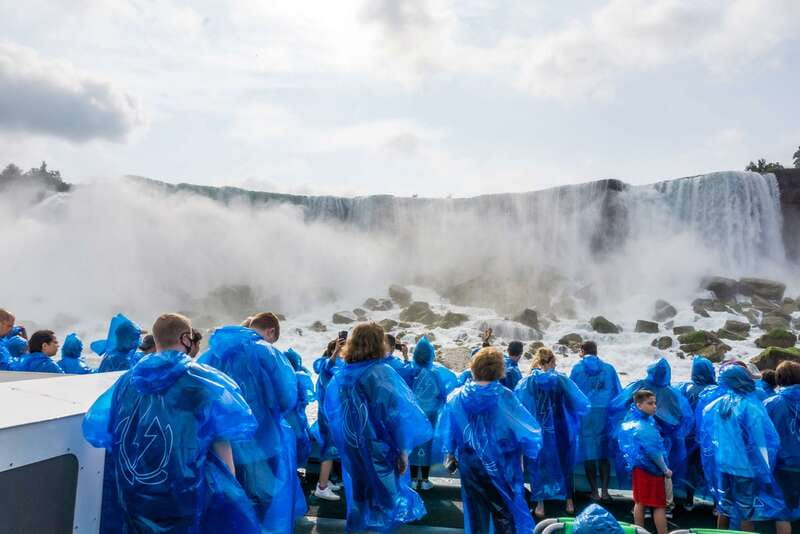 Niagara Falls, USA: Maid of Mist & Cave of Winds Combo Tour - Meeting at Prospect Street and starting on foot
