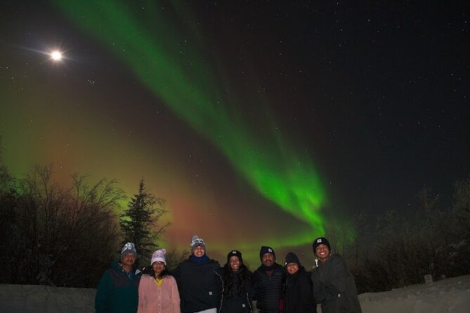 Northern Lights Aurora Tour with FREE Photography - The guides make the long hours easier
