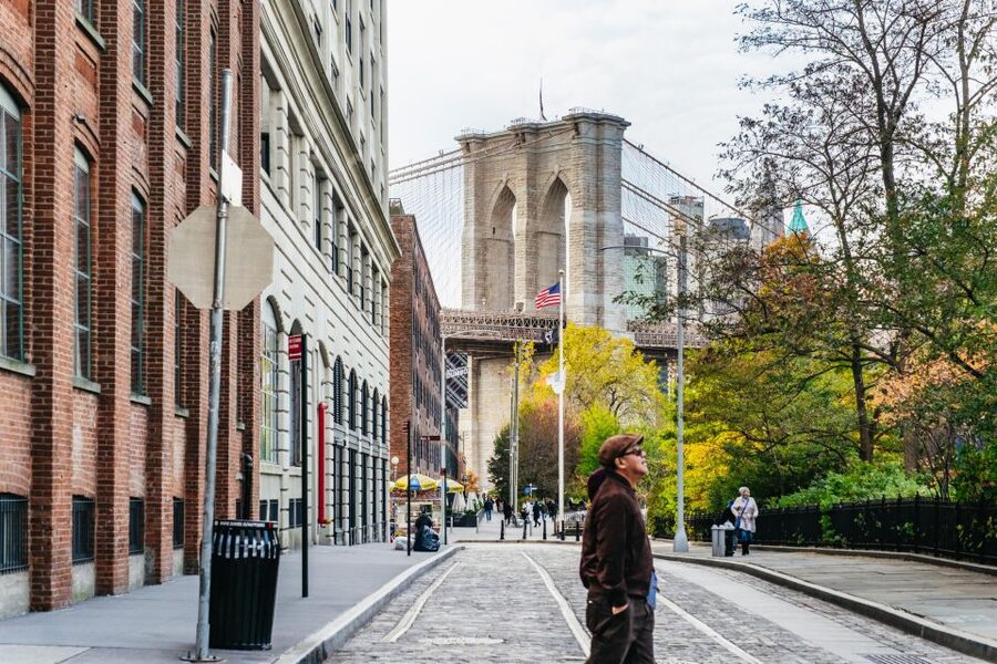 NYC: Brooklyn, Bronx, Queens Sightseeing Bus Tour - Queens, the Unisphere, and Citi Field