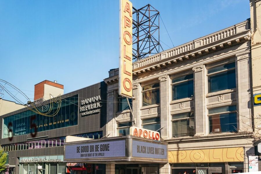 NYC: Brooklyn, Bronx, Queens Sightseeing Bus Tour - Starting on Eighth Avenue and entering Harlem