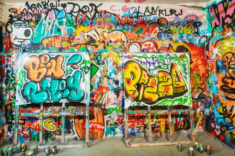 NYC: Brooklyn Graffiti Workshop with Local Artist - The Bushwick setting adds real value