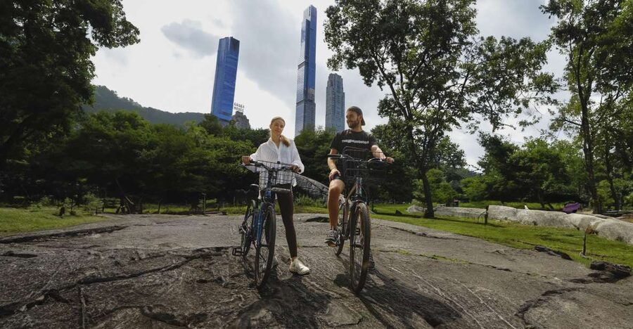 NYC: Central Park Bike Rental - Picking Up Your Bike Near the Park