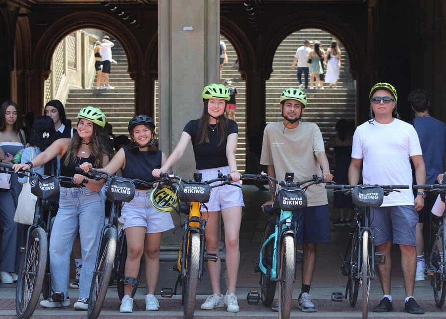 NYC: Central Park Bike Rentals - Picking the right bike at 56 W 56th Street