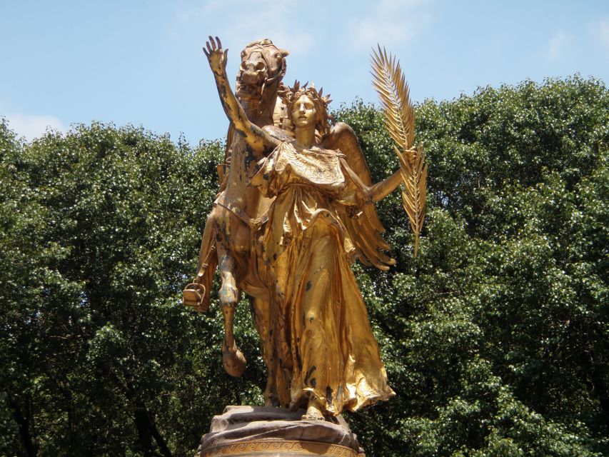 NYC: Central Park Guided Bike Tour - Guide Style and Group Experience