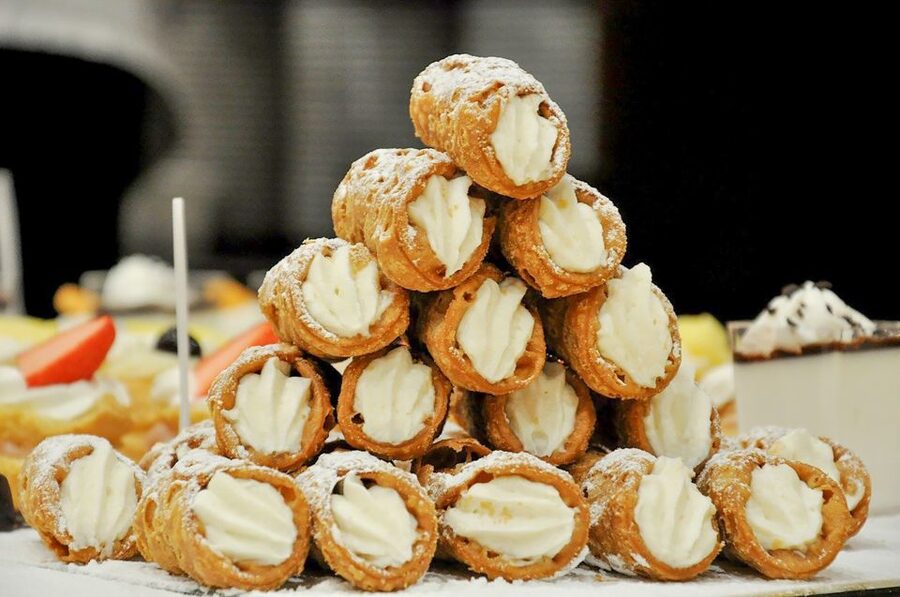 NYC: Chinatown and Little Italy Food Tour - Starting with sponge cake in Chinatown