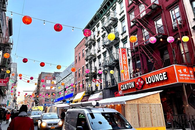 NYC: Chinatown & Little Italy Food Tour with 7 Flavorful Tastings - Little Italy and the sweet course