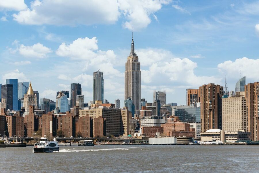 NYC: Circle Line 1.5-Hr Landmarks Skip-The-Box-Office Cruise - Midtown Manhattan from the Hudson River