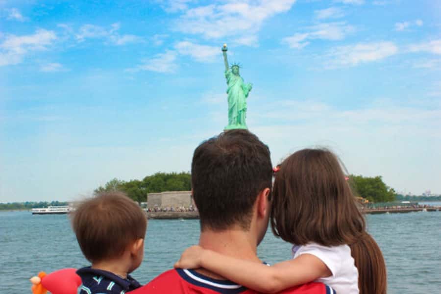 NYC: Circle Line 1-Hr Statue of Liberty Skip-The-Line Cruise - Boarding at Pier 83 and choosing your seat