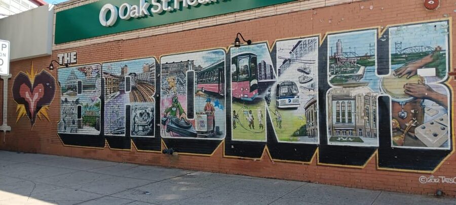 NYC: Contrasts of Bronx, Queens, Brooklyn, & Manhattan Tour - Why this tour works for seeing New York beyond Manhattan