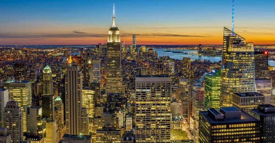 NYC: JFK Airport to Manhattan Private Transfer Up to 5pax - A 1.5-hour estimate in a city ruled by traffic
