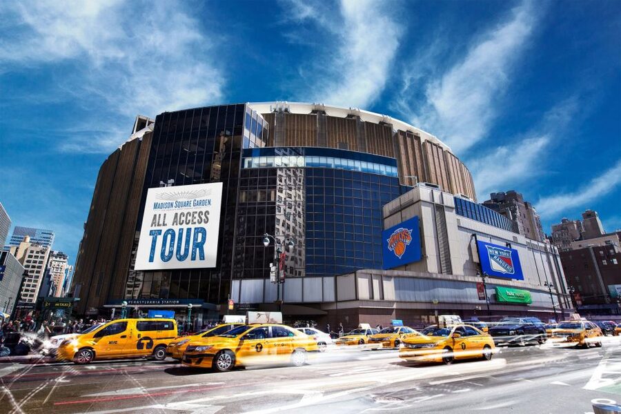 NYC: Madison Square Garden Tour Experience - The Chase Bridge and the famous ceiling