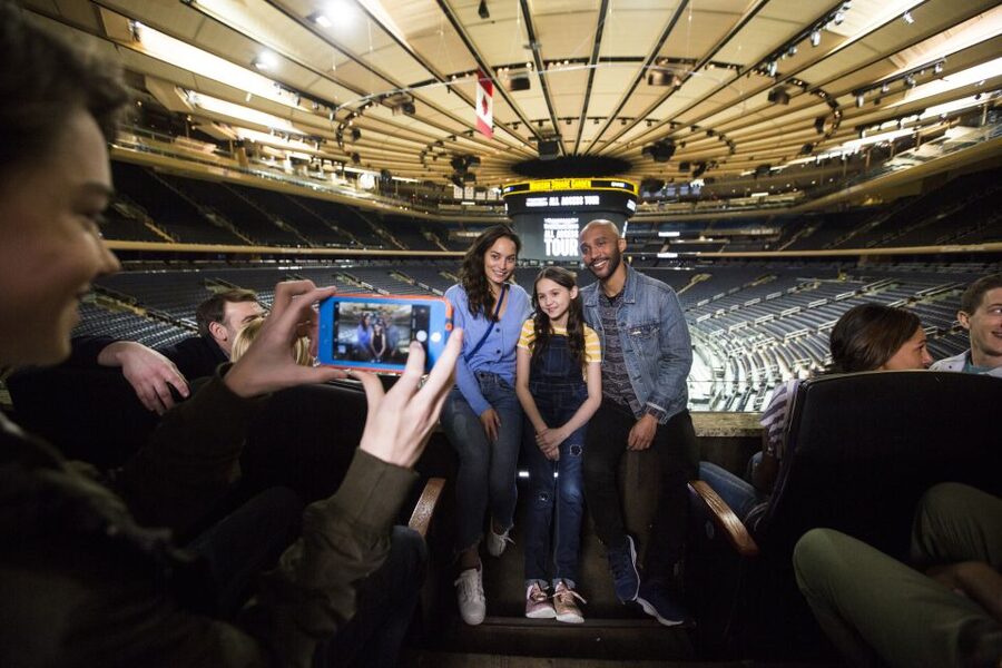 NYC: Madison Square Garden Tour Experience - Locker rooms, benches, and restricted areas