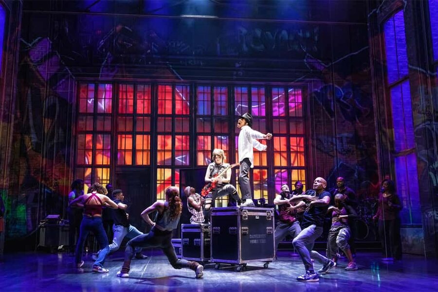 NYC: MJ the Musical on Broadway - More than 25 songs, from familiar hits to major set pieces