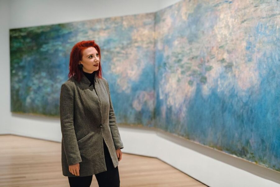 NYC: Museum of Modern Art (MoMA) Entry Ticket - Using the free audio guide