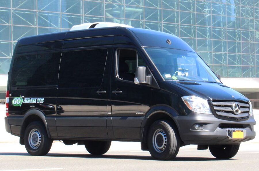 NYC: One-Way Shared Transfer to or from Newark Airport - Key points to know before you book