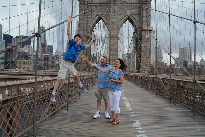NYC Professional Photoshoot and Walking Tour with Private Guide - Why this works as a first New York activity