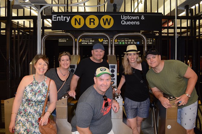 NYC Professional Photoshoot and Walking Tour with Private Guide - Midtown’s landmark cluster