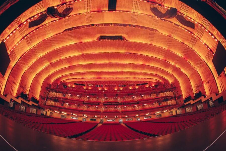 NYC: Radio City Music Hall Tour Experience - How the guides shape the experience