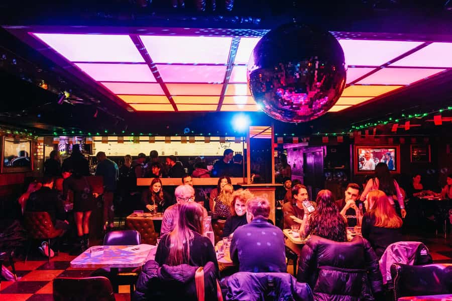 NYC: Speakeasy Drinks and Prohibition History Tour - Stop two: the Gilded Age and the forces behind Prohibition