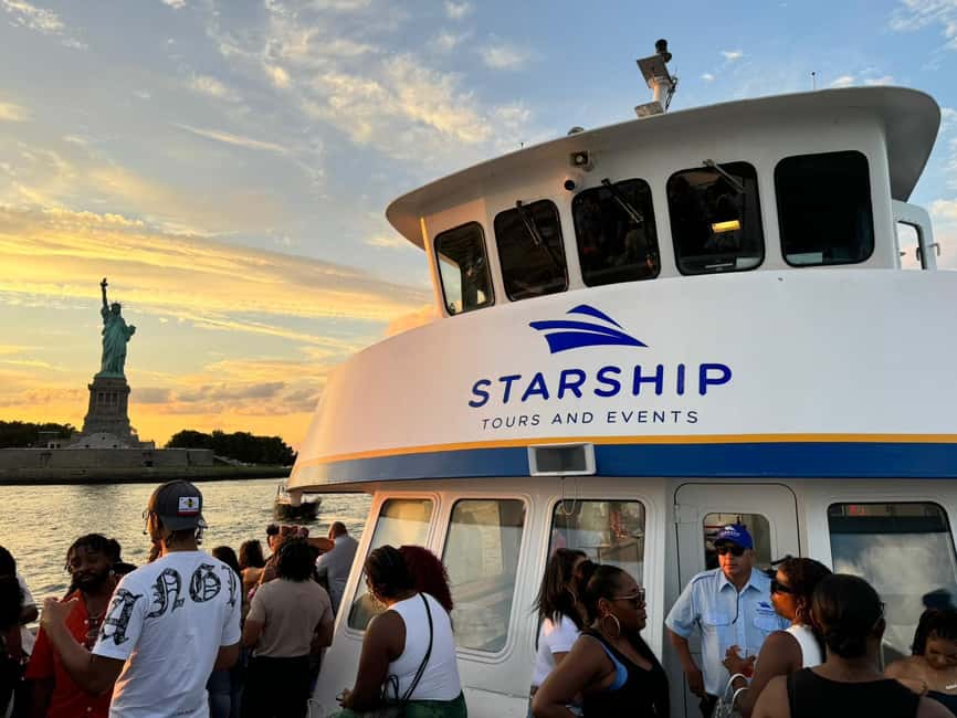 NYC: Starship Landmark 90 Minute Sightseeing Cruise - Hudson Yards, Little Island, and the First River Views