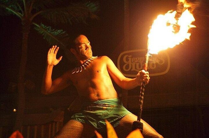 Oahu: Germaine's Luau - Drinks and package choices