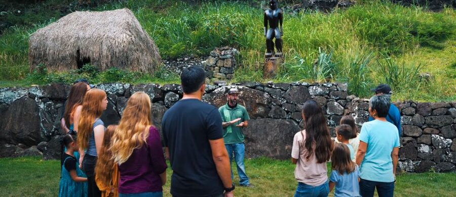 Oahu: Kualoa Open Air Jungle Expedition Tour - The high viewpoints and the optional walk