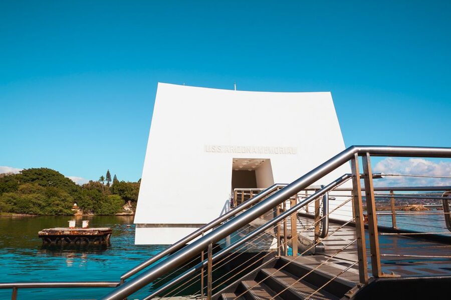 Oahu: Pearl Harbor, USS Arizona, and City Tour - Who should book this Pearl Harbor tour?