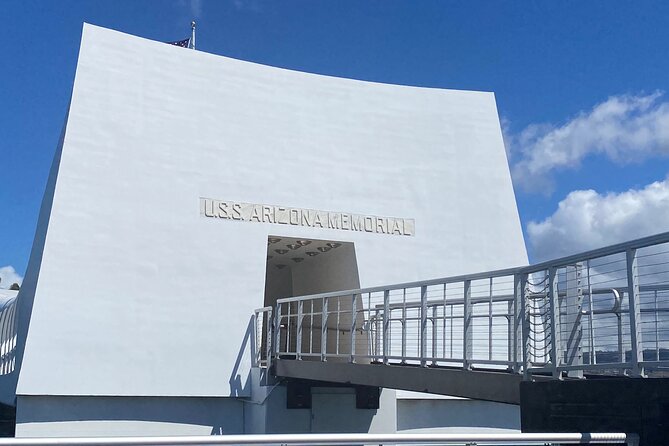 Oahu: Pearl Harbor USS Arizona Memorial Small Group Tour - Punchbowl Cemetery Adds A Quieter Honolulu View