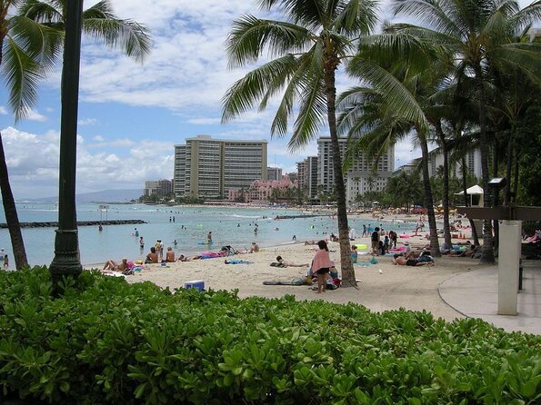 Oahu: The Magical Mystery Show! at Hilton Waikiki Beach Hotel - Key points before you book