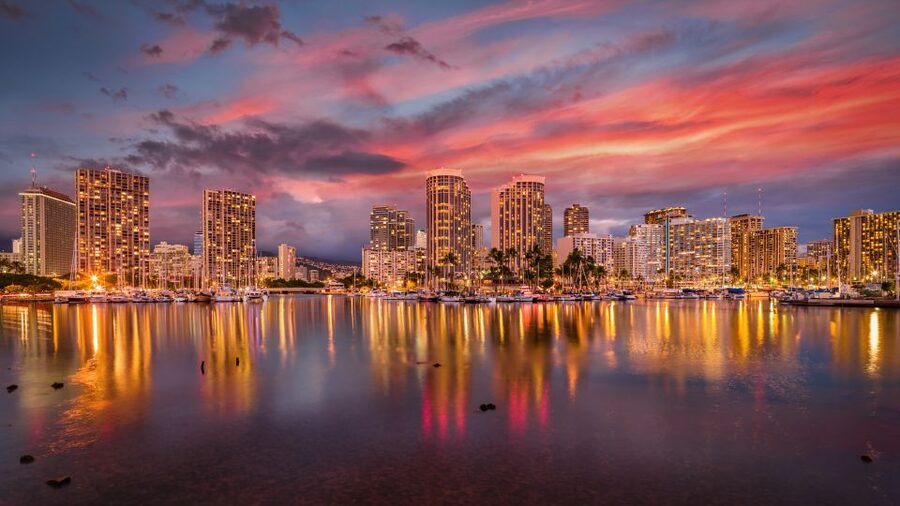 Oahu: Waikiki Glass Bottom Boat Sunset Cruise - What happens from Ala Moana Boulevard to the open water