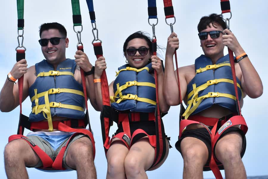 Oahu: Waikiki Parasailing - A practical plan for your day