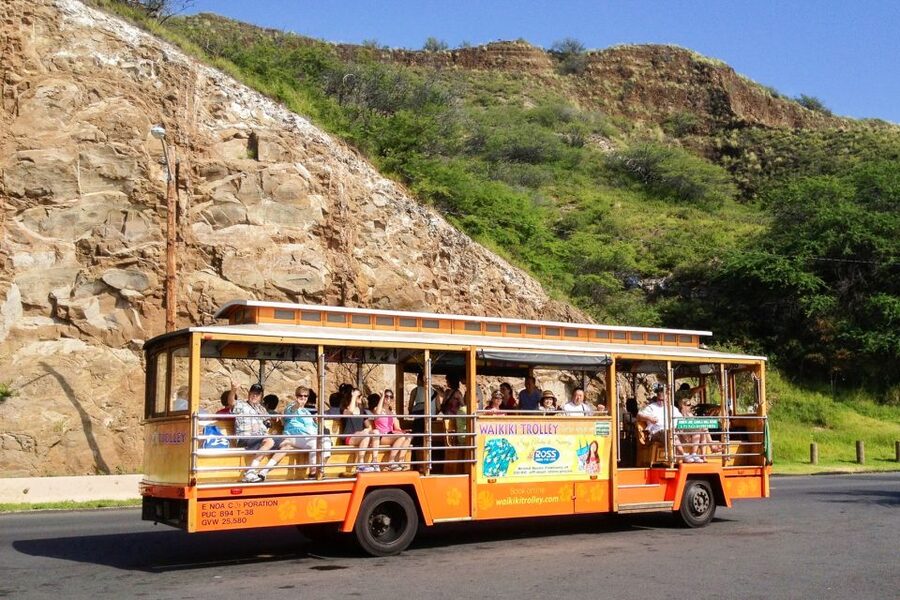 Oahu: Waikiki Trolley Hop-on Hop-off All-Line Pass - How to plan one, two, or four days