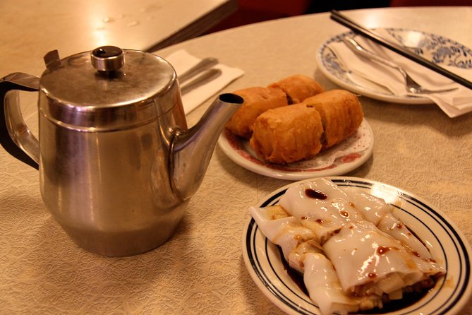 Original NYC Guided Food Tour of Chinatown and Little Italy - Crossing into Little Italy for Cheese, Olives, and Pasta