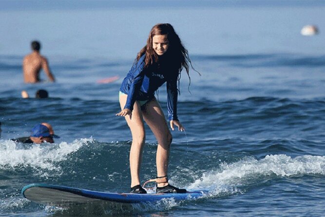 Outrageous Surf ScHool Lesson on Lahaina Side - A short lesson built around catching waves