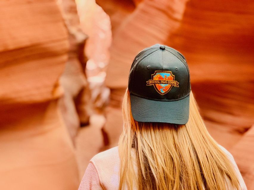 Page: Lower Antelope Canyon Entry and Navajo Guided Tour - The Walk From the Meeting Point to the Canyon