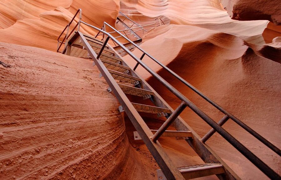 Page: Lower Antelope Canyon Ticket and Guided Hiking Tour - Who should book this tour