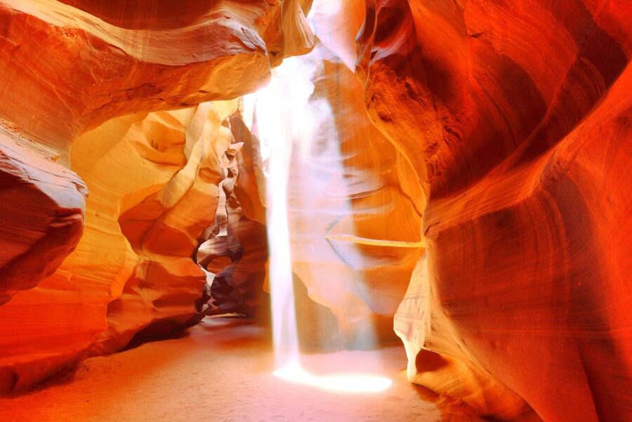 Page: Upper Antelope Canyon Prime Time Entry & Navajo Guide. - What to wear and what to leave behind
