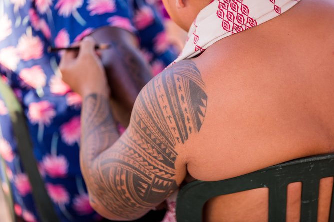 Paradise Cove Luau - Choosing between Standard, Orchid, and Premium