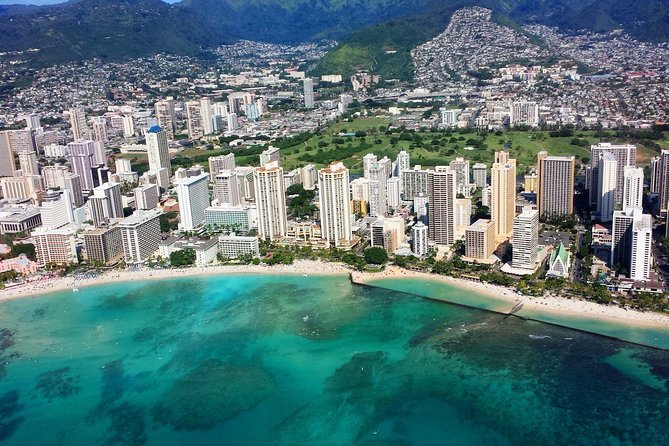 Parasailing Experience in Waikiki, HI - Choosing between the line lengths
