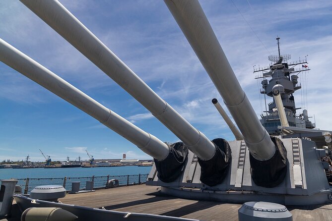 Pearl Harbor, USS Arizona Memorial & Honolulu City Tour - The guides are often the best part of the day