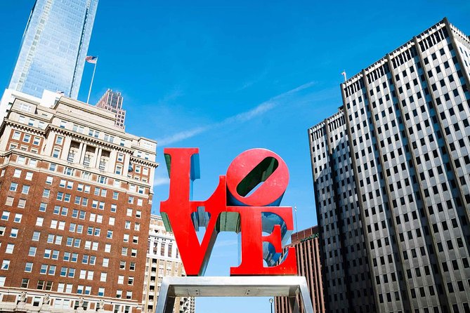 Philadelphia Hop-On Hop-Off City Tour - Old City: Betsy Ross House to the Constitution Center