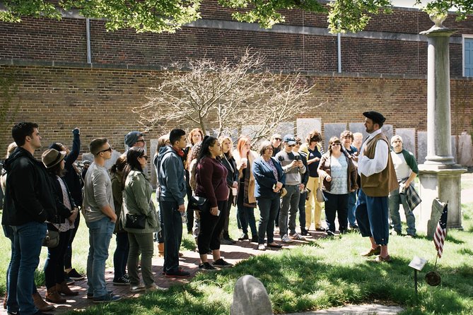 Philadelphia Old City Historic Walking Tour with 10+ Top Sites - Carpenters’ Hall and the first Continental Congress