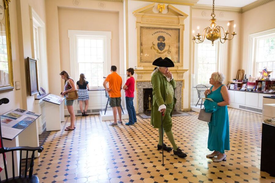 Philadelphia: Revolution and The Founders History Tour - Franklin, Washington, Hamilton, and the people behind the monuments