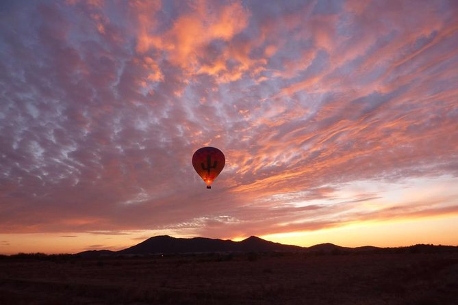 Phoenix Morning Hot Air Balloon Ride with Bubbly + Breakfast - The landing and the desert breakfast